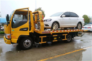 香坊附近拖车救援24小时服务热线